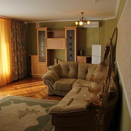 Hotel Ukraine Zjytomyr Exteriör bild