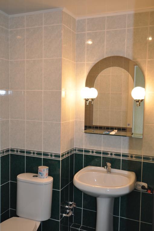 Hotel Ukraine Zjytomyr Rum bild