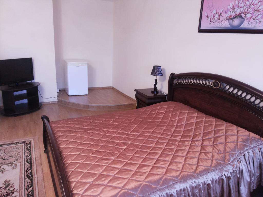 Hotel Ukraine Zjytomyr Rum bild